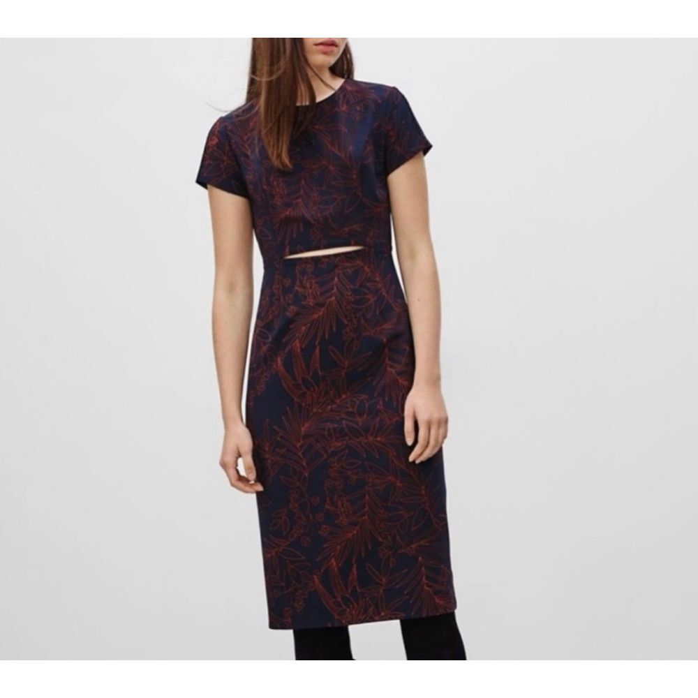 Aritzia Babaton Navy and Red Printed Prosper Cut Out Dress Size 6‎